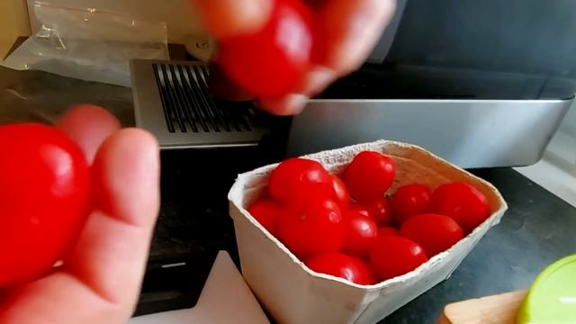 ВЛОГ...?Будни продолжаются //Быстрый обед от мужа ,из того,что есть в холодильнике смотреть онлайн