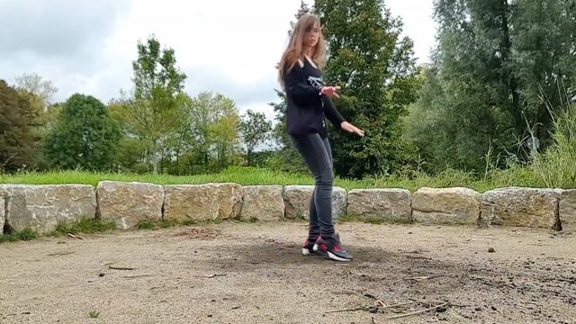 Poseidon - Svenja feat. Ser0x (Melbourne Shuffle) смотреть онлайн