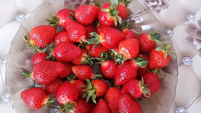 клубника смотреть онлайн