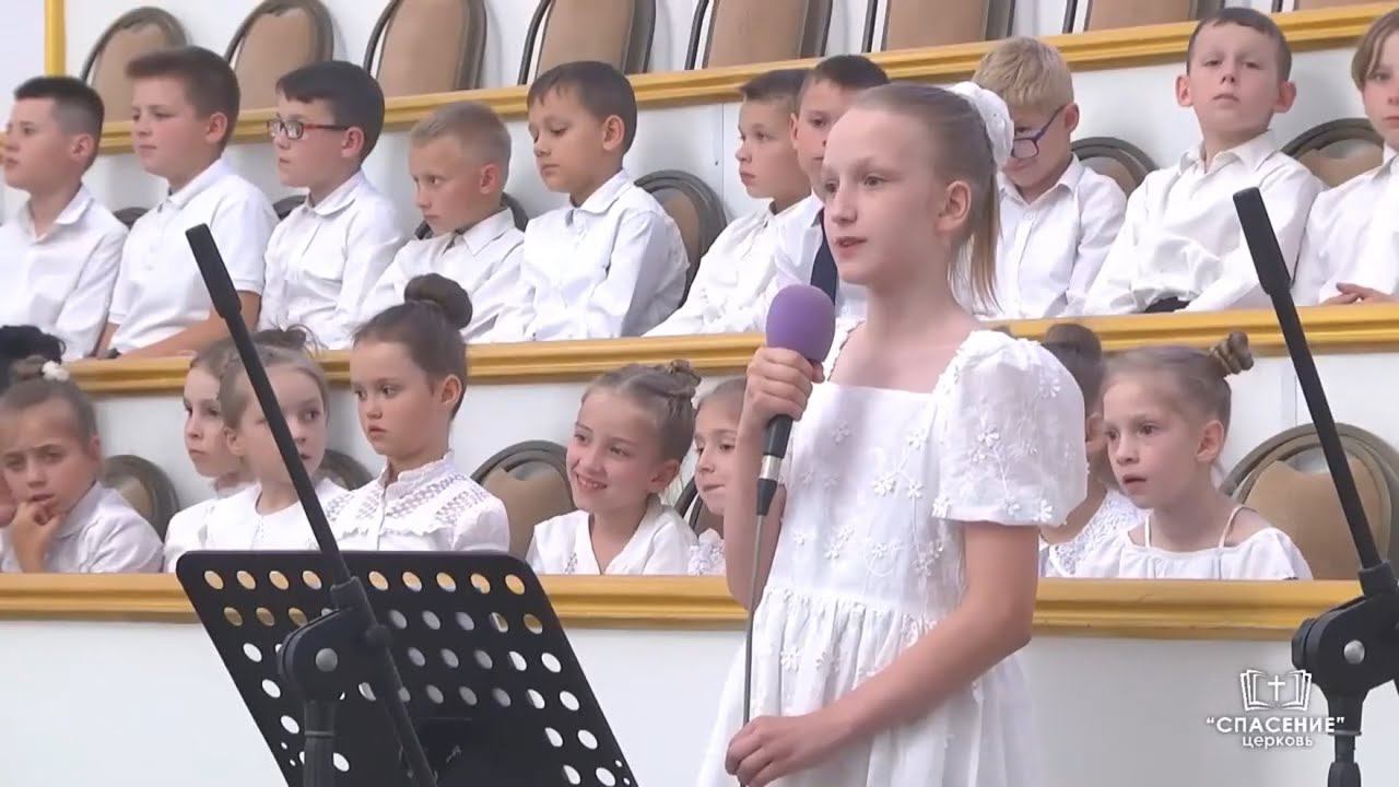 Кажется недавно, где-то в сентябре / Стихотворение смотреть онлайн