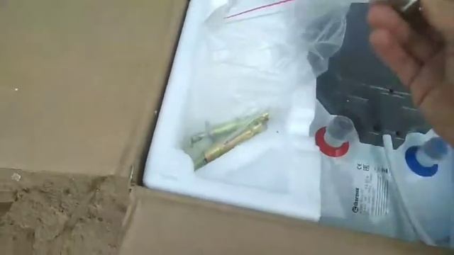 Распаковка — Накопительный водонагреватель Thermex Nova 50 V
