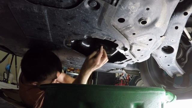 COMPLETE GUIDE - Mazda CX-5 Oil & Filter Change and Oil Light Reset смотреть онлайн