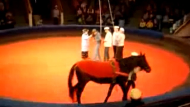 На арене Константин смотреть онлайн