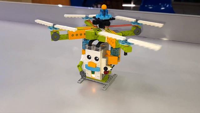 LEGO WEDO 2.0 | QUADRY DRONE WEDO 2.0 ⚙️| WeDo 2.0 | ✔️ (45300) смотреть онлайн