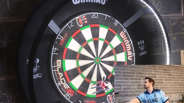 HOW TO THROW DARTS STRAIGHT! Practice Game смотреть онлайн