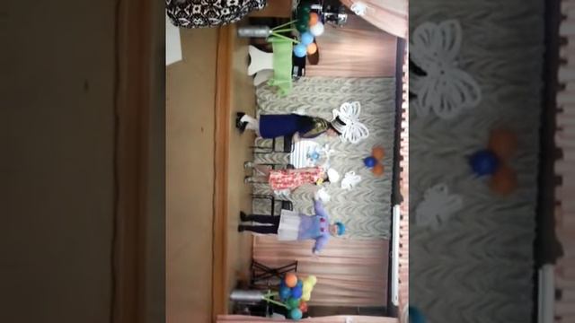 Сценка Прикол на 8 марта смотреть онлайн