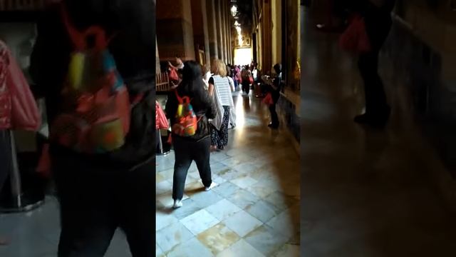 Храм Лежащего Будды - Бангкок - 1 смотреть онлайн