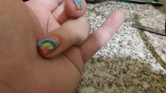 Супер лайфхак! Наклейки слайдеры стикеры для ногтей своими руками из подручных средств! смотреть онлайн