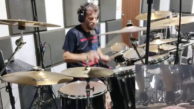 Black Sabbath - Paranoid - drum cover смотреть онлайн