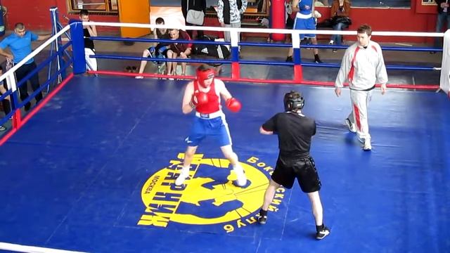 2. Трухнов Павел vs Вердиханов Рустам Открытый ринг Ударник 03,05,2014 смотреть онлайн