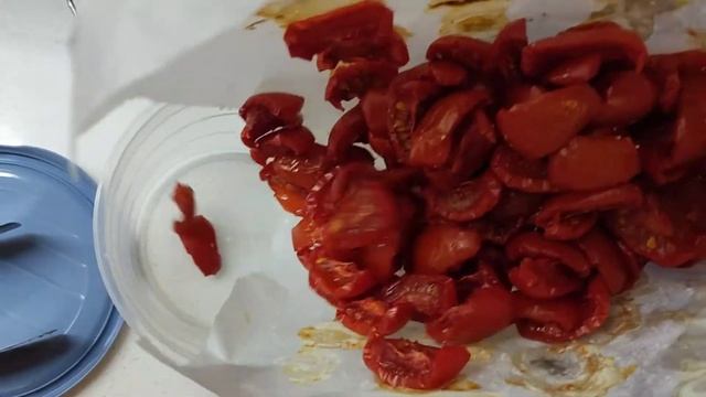 Супер ВЯЛЕНЫЕ ПОМИДОРЫ пошаговый рецепт. смотреть онлайн