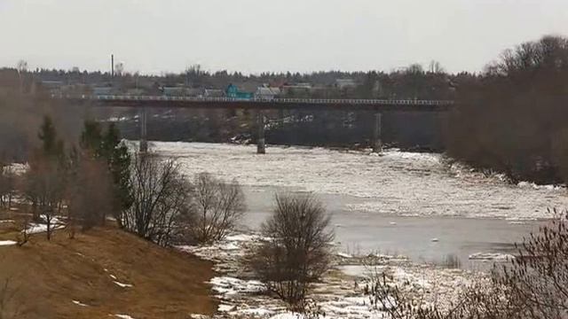 Ледоход на Ловати. Холм смотреть онлайн