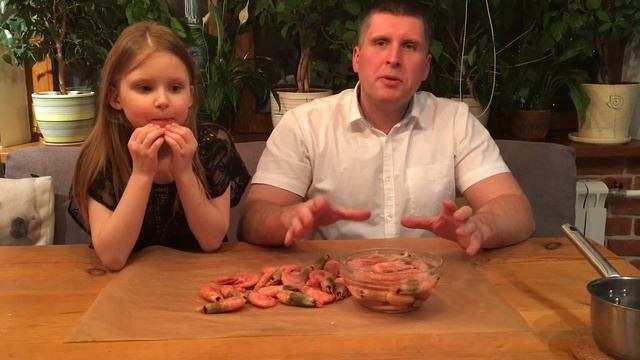 Как выбрать креветки, приготовить и быстро очистить. смотреть онлайн