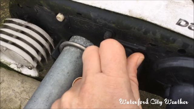 Davis Vantage Vue Close Up, Tipping Bucket Removal смотреть онлайн