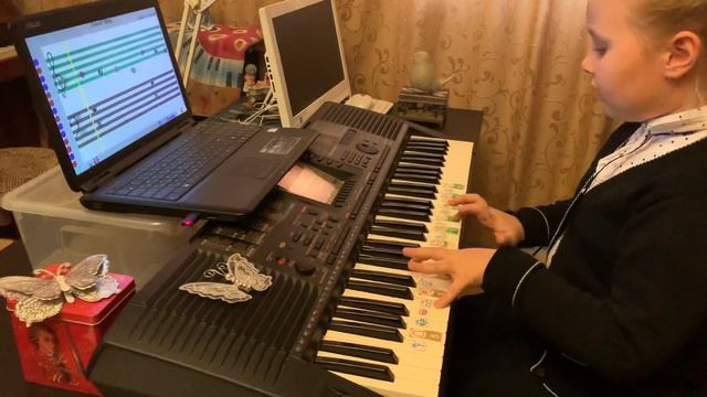 SOFT MOZART Winter Recital 2019-2020 Milana (6). "Франц пес" двумя р на 3-й презент с сольф смотреть онлайн