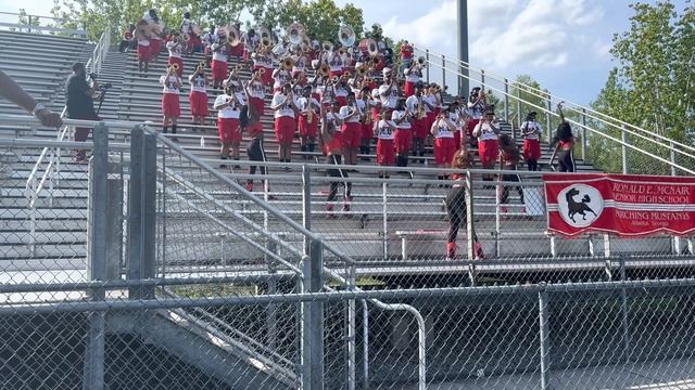 McNair High School- Clash of Titans Battle of the Bands- Full Performance 2023 смотреть онлайн