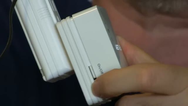 Control Kids' Wi-Fi the easy way смотреть онлайн