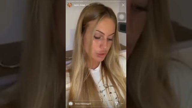 Taylor parla della sua storia con Erica смотреть онлайн