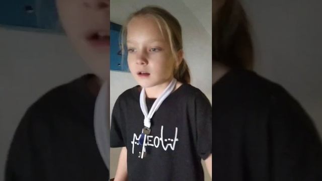 упали в сугроб в такой одежде ? смотреть онлайн