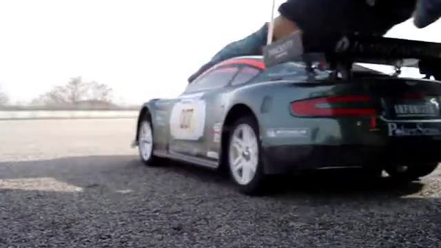 Fast and Furious FW06-DBR9(use KY Volcano fuel) смотреть онлайн