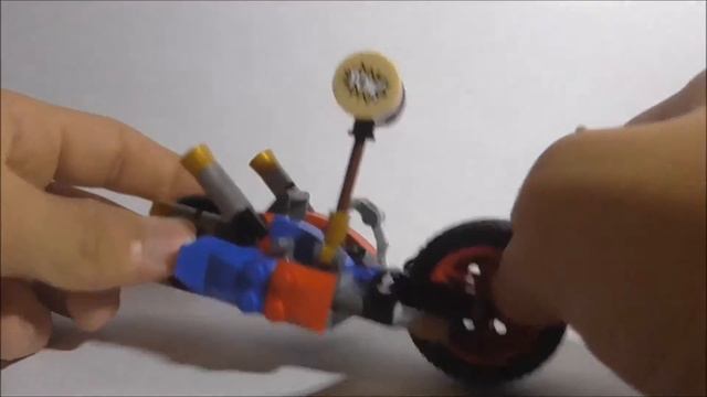 LEGO Batman: ПОГОНЯ НА МОТОЦИКЛАХ ПО ГОТЭМ-СИТИ (76053) смотреть онлайн