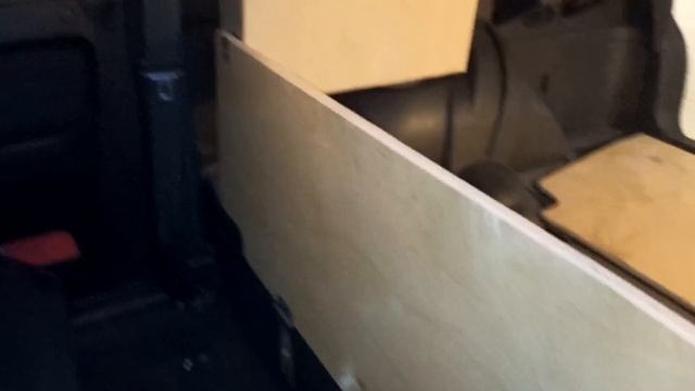 Рыбакам и охотникам,салон,одновременно для гонок,дальних походов,спальный салон в 3-х дверной Ниве. смотреть онлайн