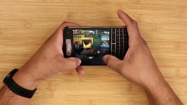 Unihertz Titan Is Here | The Blackberry Passport Replacement смотреть онлайн