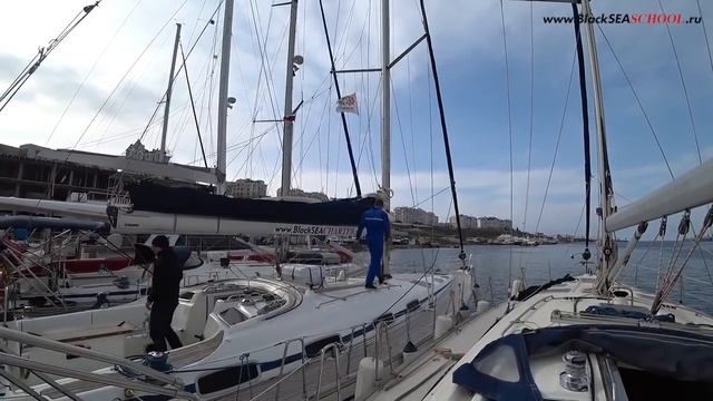 Грот стандартный и со скруткой в мачту. Отличия и сравнение. смотреть онлайн