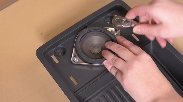 Ford F-Series Top of Dash Mount Installation смотреть онлайн