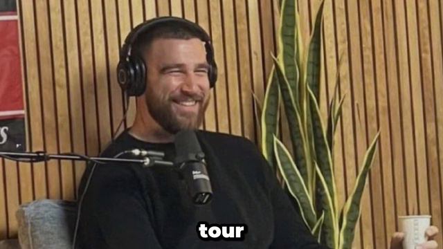 Taylor Swift & Travis Kelce Spotted in LA After a Trip to Bahamas смотреть онлайн