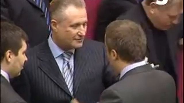 дедовщина в украинском парламенте смотреть онлайн