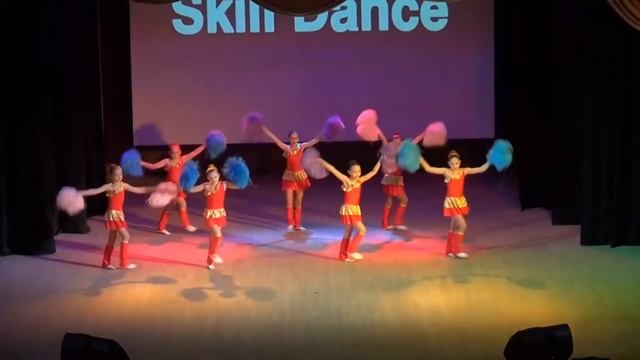 черлидинг / cheerleading / помпоны смотреть онлайн