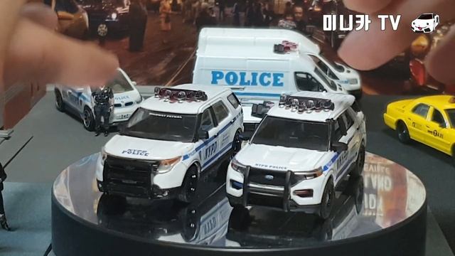전격비교! NYPD 뉴욕경찰 Ford interceptor utility 2014 VS 2020년 버전! [그린라이트미니카Greenlight] (SUB) смотреть онлайн