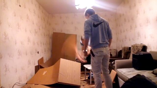 Как правильно разбирать шкаф. смотреть онлайн