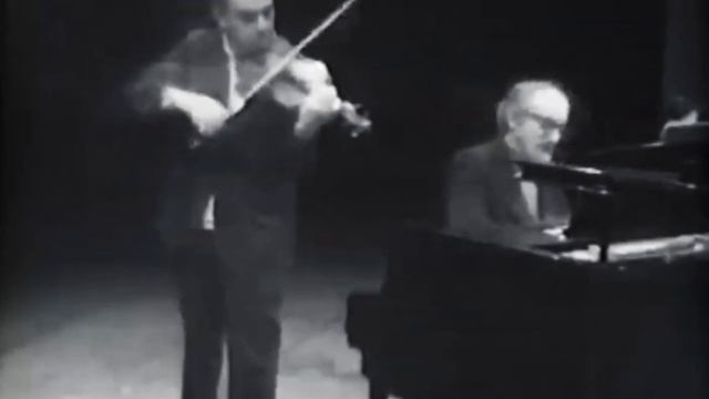 Oscar Shumsky plays Fritz Kreisler: Praeludium and Allegro in the Style of Pugnani. (Live 1975). смотреть онлайн