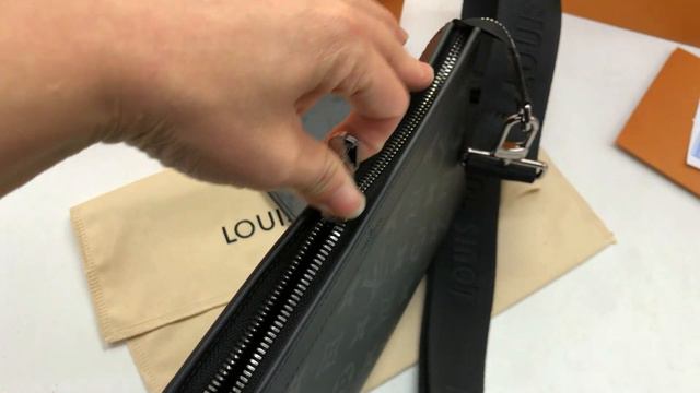 Real Vs Fake Louis Vuitton Gaston Wearable Wallet M81124 Comparison From Suplook