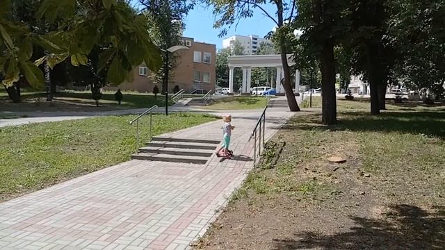 Женя - Гонки на самокате парк Дзержинского 2019 смотреть онлайн