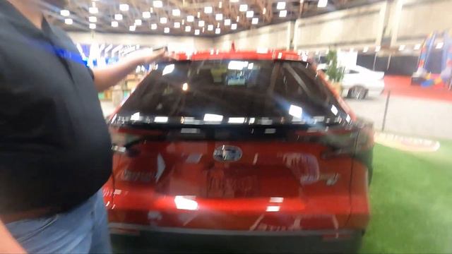 Subaru's FIRST EV - 2023 Subaru Solterra // A Rugged EV смотреть онлайн