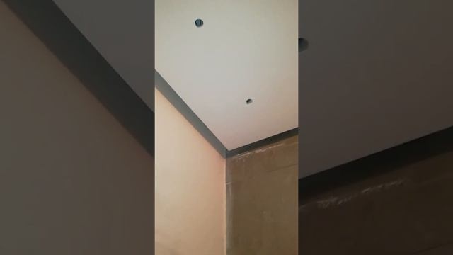 Идеальный парящий потолок смотреть онлайн