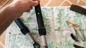 Барабан ТРЕТСЯ о резинку МАНЖЕТ стиральной машинки DAEWOO DWD-F1212. РЕМОНТ амортизаторов бака