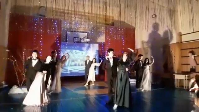 новогодний вальс смотреть онлайн