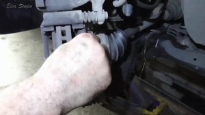 Замена передних тормозных колодок Honda CR-V