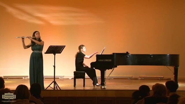 F.Poulenc Sonata for flute and piano, 2.3.mov/ Elen Virabyan, 13 y.o. смотреть онлайн
