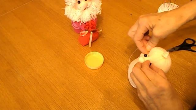 Дед Мороз из носочков смотреть онлайн