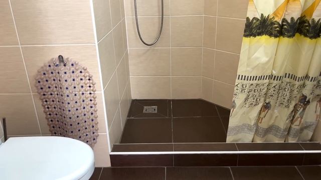 Что ждет туриста в Алуште за 20000 рублей в сутки. Цены на жилье в Крыму в середине лета 2022 года смотреть онлайн
