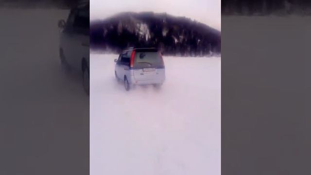 таун айс ноах по снегу смотреть онлайн