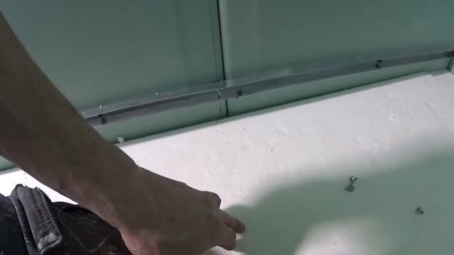 уклон в душевом поддоне разуклонка под плитку Kylpyhuoneremontin toteutus смотреть онлайн