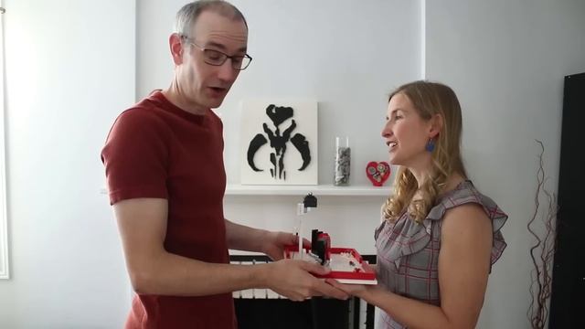Giving the Gift of LEGO Love смотреть онлайн