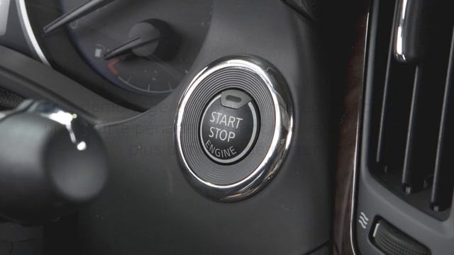 2024 INFINITI Q50 - Démarrage par bouton-poussoir смотреть онлайн