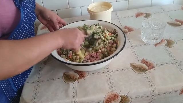 ОЛИВЬЕ С Колбасой ТОТ САМЫЙ РЕЦЕПТ смотреть онлайн